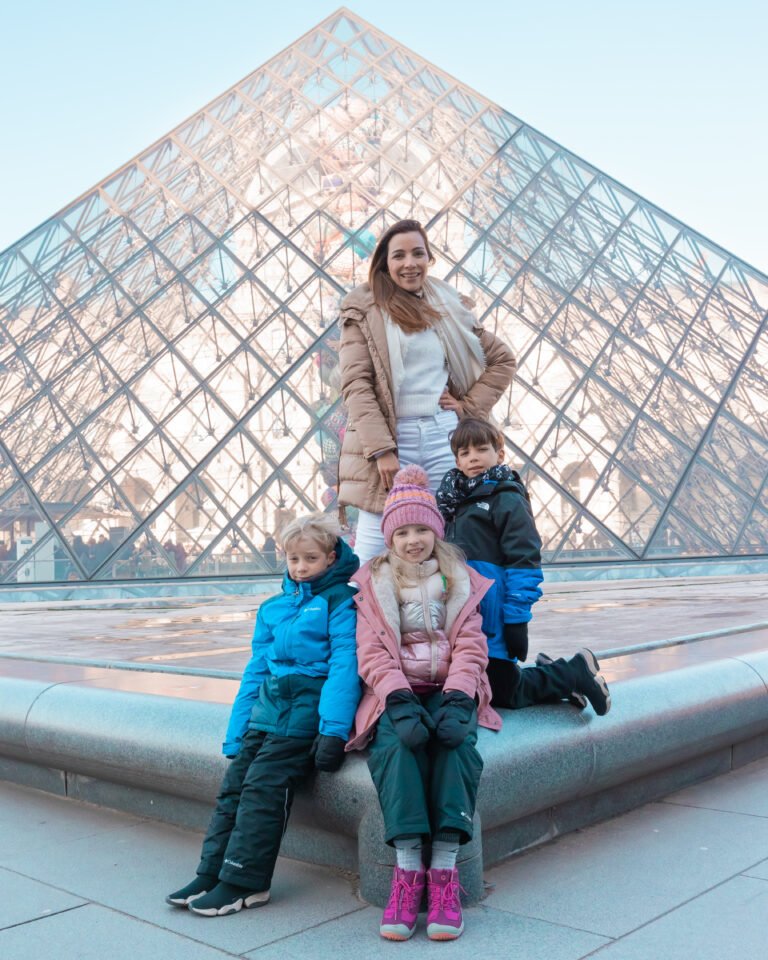 Family, photoshoot in Paris