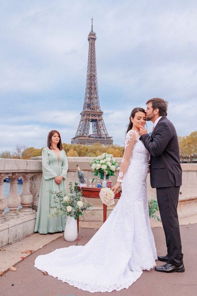 Vow renewal, photoshoot in Paris