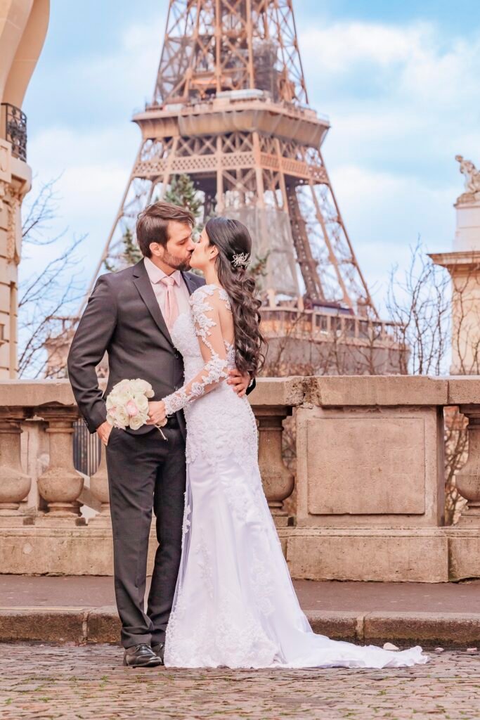 Vow renewal, photoshoot in Paris